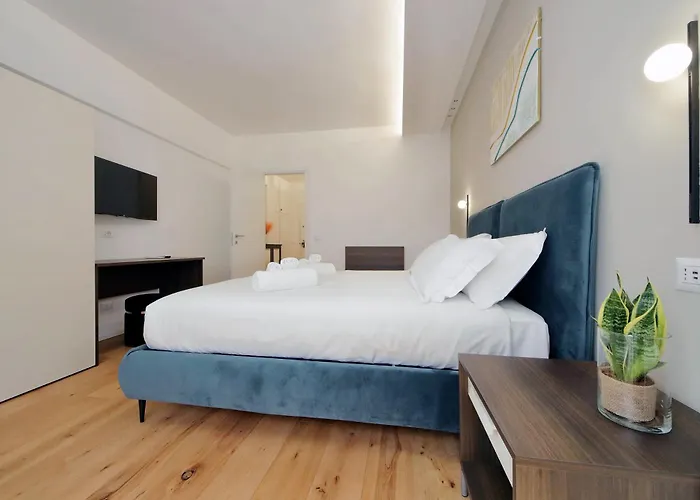 Apartament Clarino - Modern & Bright With Balcony By Hostand *
