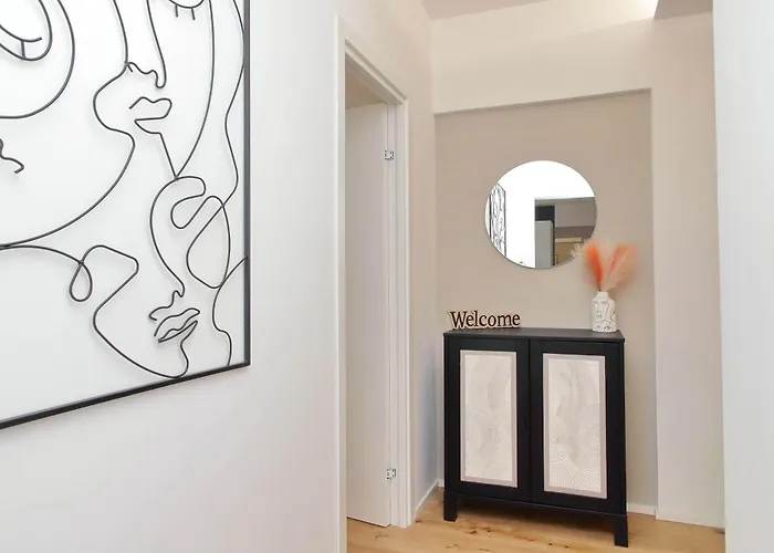 Apartament Clarino - Modern & Bright With Balcony By Hostand Rzym
